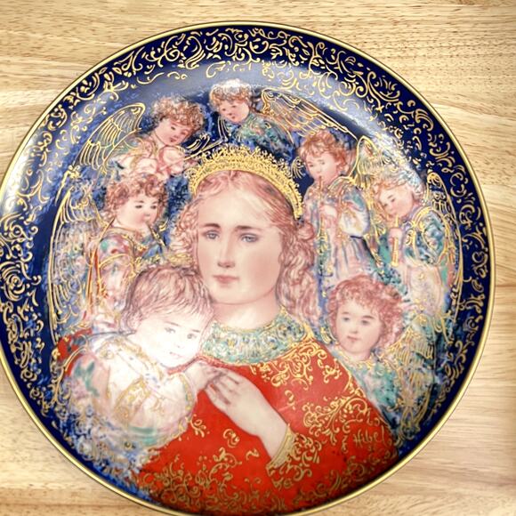 Set Of 2 Edwin M. Knowles 1985 Decorative Christmas Plates - Picture 3 of 8